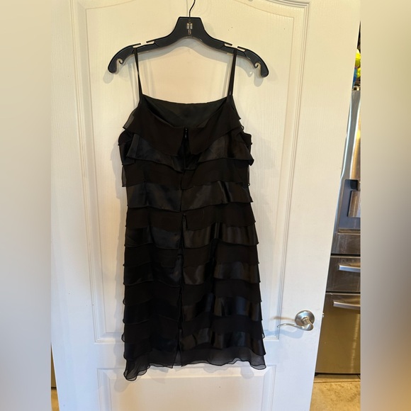 Adrianna women’s black tiered ruffle 100% silk y2k spaghetti strap dress sz 10 - Picture 2 of 7